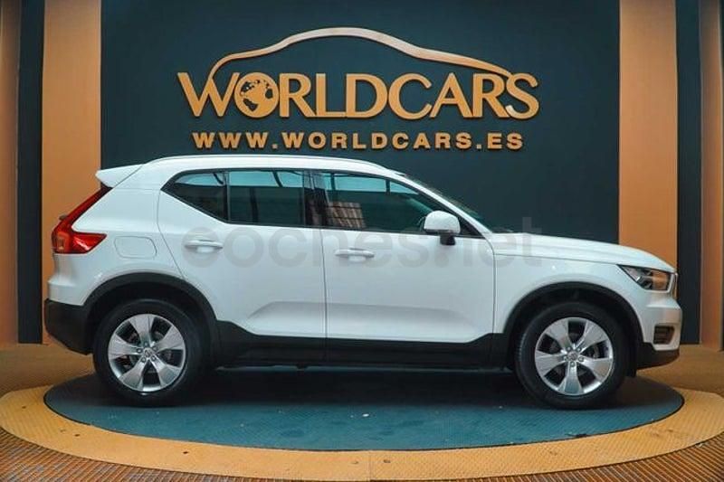 Usado Volvo XC40 Momentum 163 CV (119 kW) 2019 Blanco SUV