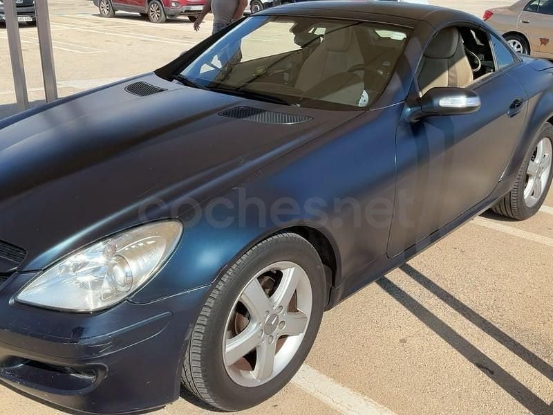 Usado Mercedes SLK200 163 CV (119 kW) 2006 Azul Descapotable