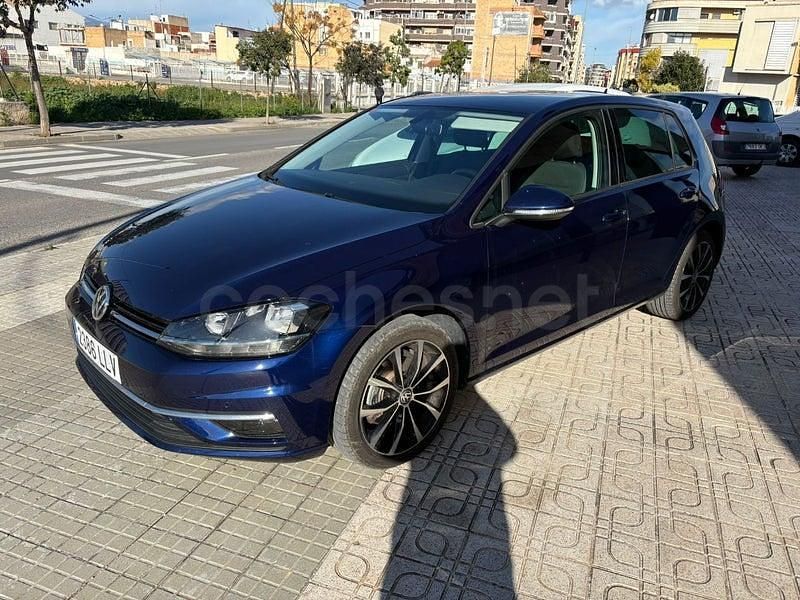 Usado VW Golf VII Advance 150 CV (110 kW) 2020 Azul Berlina