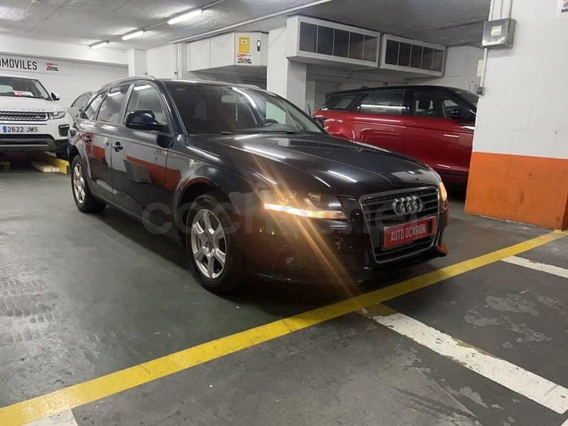 Usado Audi A4 136 CV (100 kW) 2014 Azul Familiar