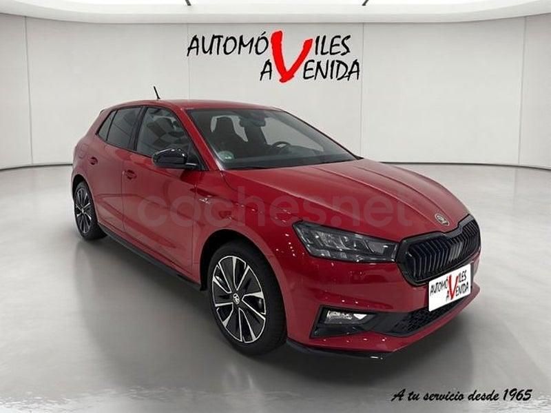 Usado Skoda Fabia Monte Carlo 110 CV (80 kW) 2022 Rojo Berlina