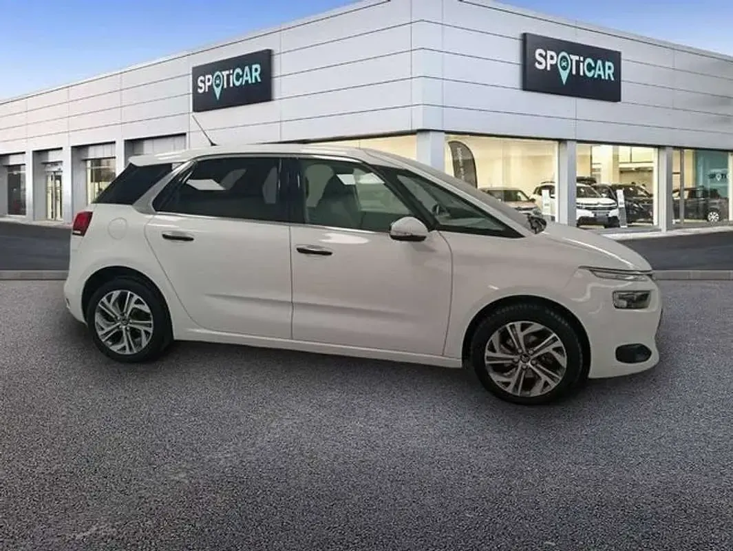 Usado Citroën C4 Feel 131 CV (96 kW) 2016 Blanco Utilitario