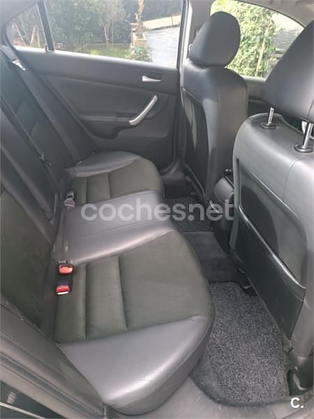 Usado Honda Accord Sport 140 CV (102 kW) 2004 Negro Berlina