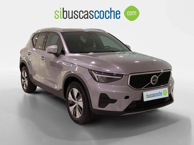 Gris/plata Usado 2025 Volvo XC40 Core SUV | 41.500 € - Imagen 1/4