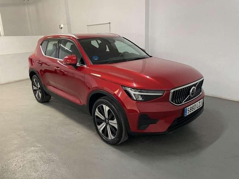 Usado Volvo XC40 Plus 211 CV (155 kW) 2022 Rojo SUV