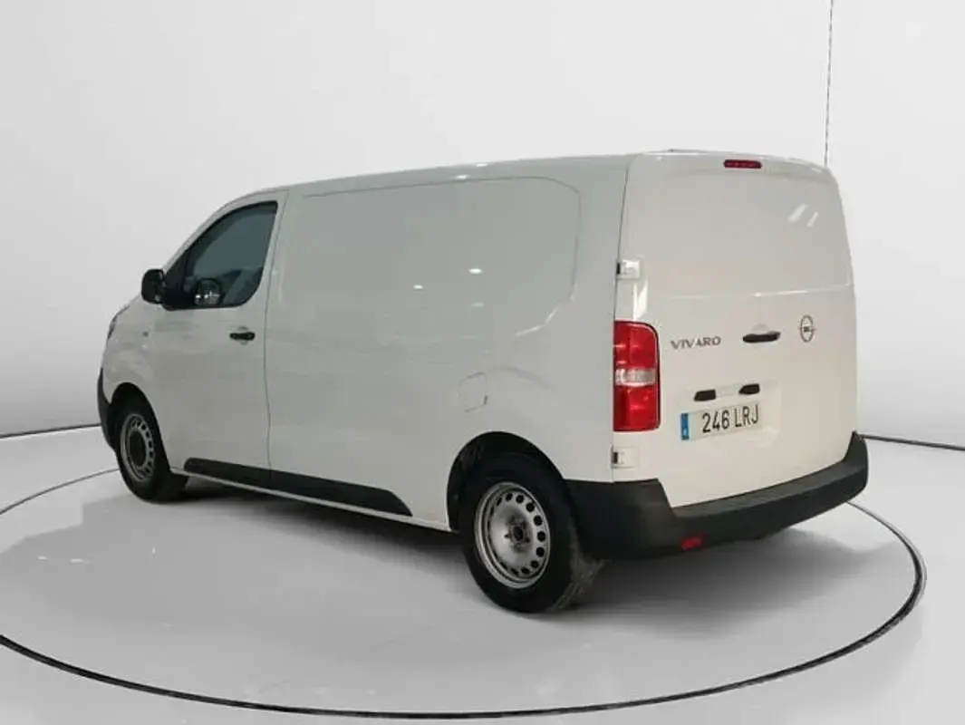 Usado Opel Vivaro S 102 CV (75 kW) 2021 Blanco Monovolumen