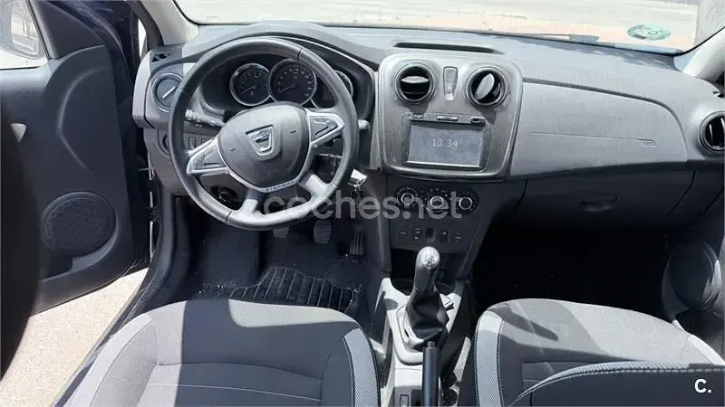 Usado Dacia Logan MCV Stepway 90 CV (66 kW) 2018 Azul Familiar