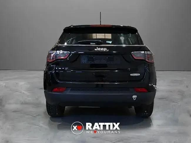 Käytetty Jeep Compass Longitude 120 HP (88 kW) 2018 Musta Katumaasturi
