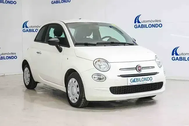 Usado Fiat 500 70 CV (51 kW) 2021 Blanco Utilitario