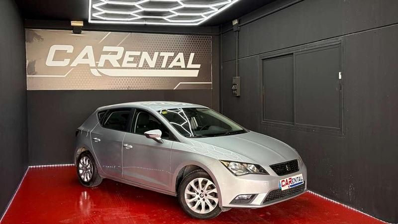 Usado Seat Leon Reference 105 CV (77 kW) 2014 Gris Utilitario