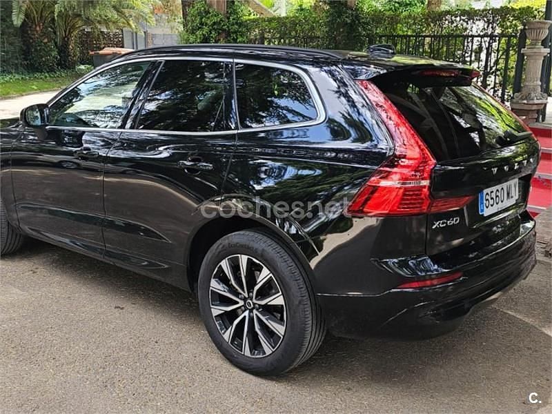 Usado Volvo XC60 Core 197 CV (144 kW) 2023 Negro SUV