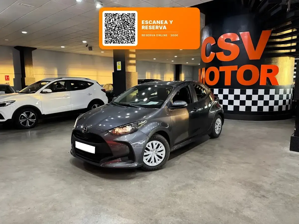 Usado Mazda 2 Selection 116 CV (85 kW) 2023 Gris Utilitario