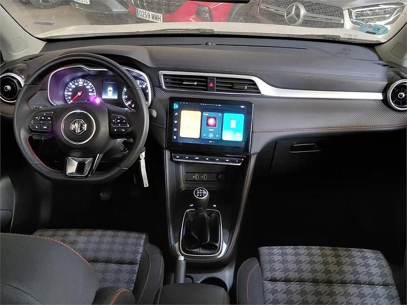 Usado MG ZS Comfort 106 CV (77 kW) 2025 Blanco SUV