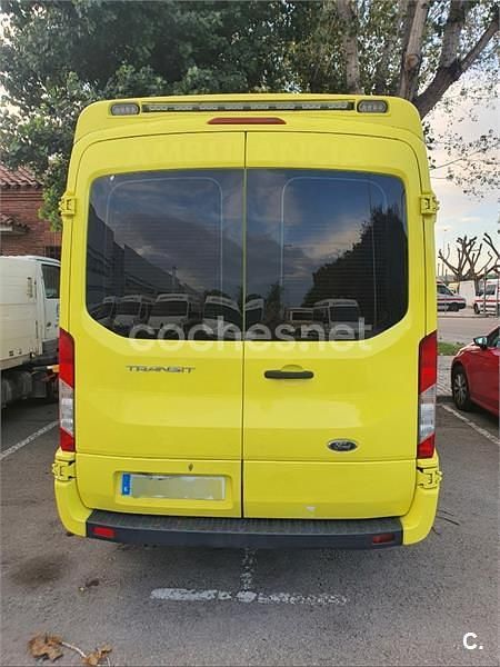 Usado Ford Transit 76 CV (55 kW) 2001 Amarillo Familiar