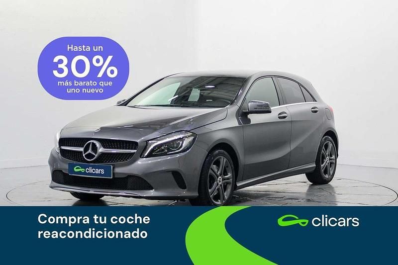 Gris Usado 2017 Mercedes A180 Utilitario | 17.590 € (Buen precio) - Imagen 1/4