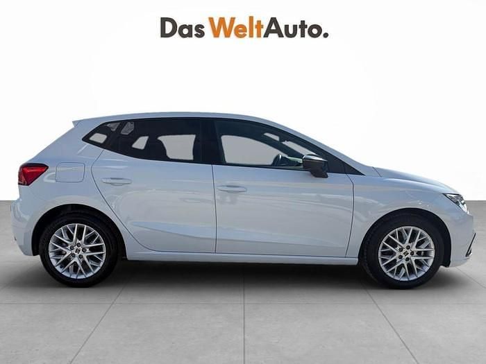 Usado Seat Ibiza FR 115 CV (84 kW) 2025 Blanco Utilitario
