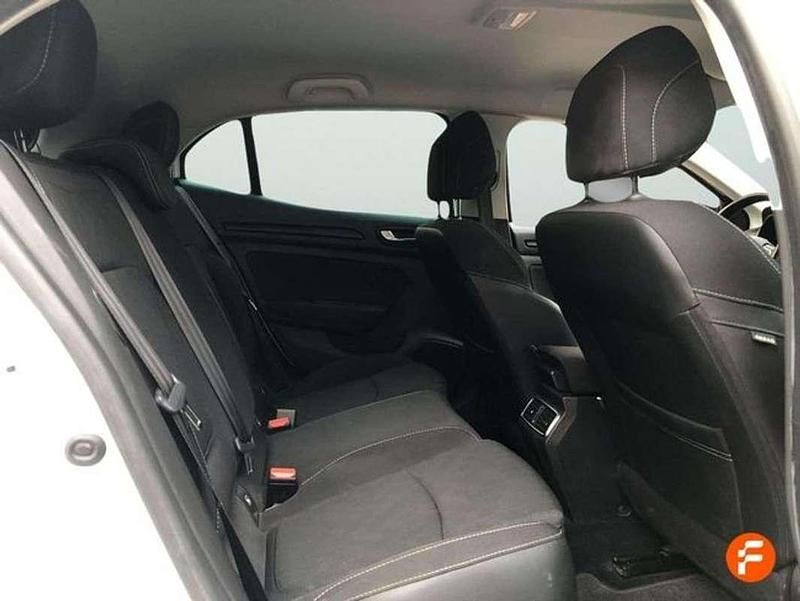 Blanco Usado 2018 Renault Mégane IV LIMITED Utilitario | 11.490 € (Precio justo) - Imagen 1/4