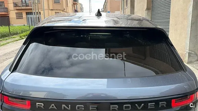 Usado Land Rover Range Rover Velar R-Dynamic 250 CV (183 kW) 2020 Gris / plata SUV