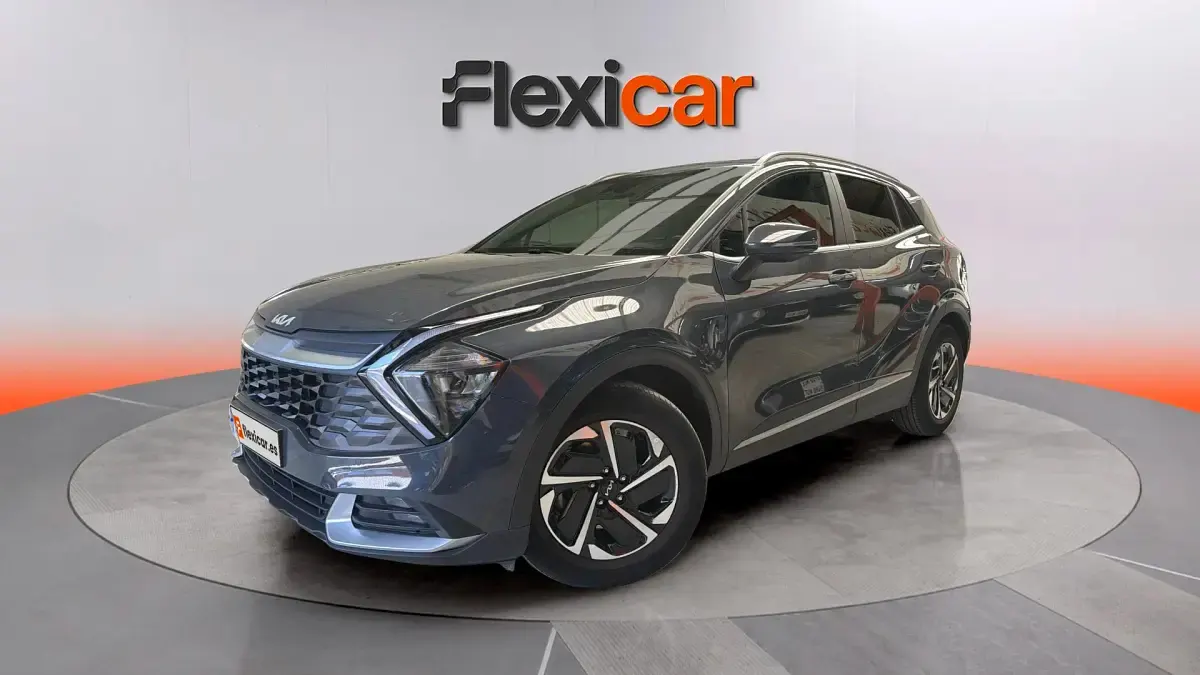 Usado Kia Sportage 136 CV (100 kW) 2023 Gris SUV