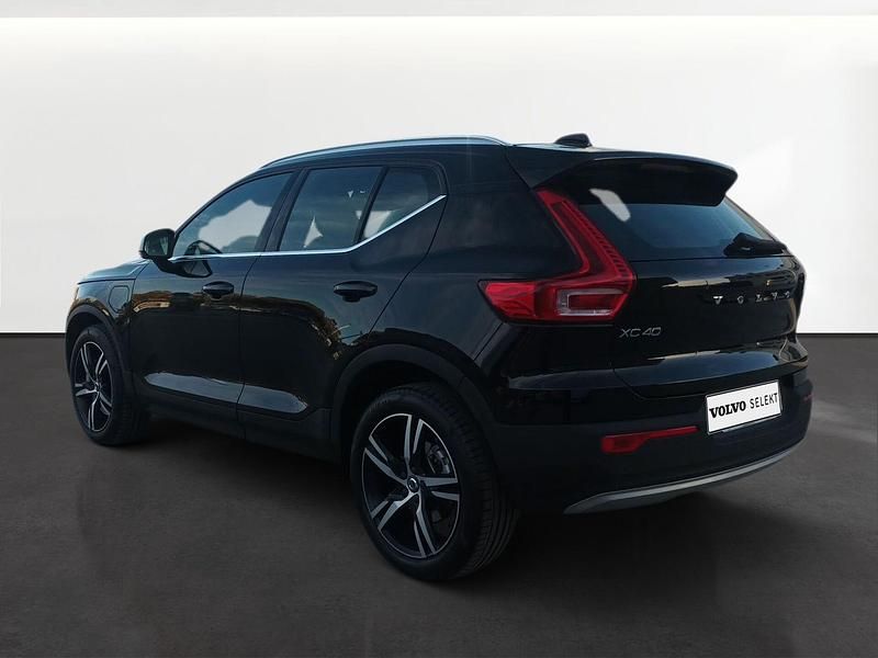 Usado Volvo XC40 Inscription 155 kW (211 CV) 2021 Negro SUV