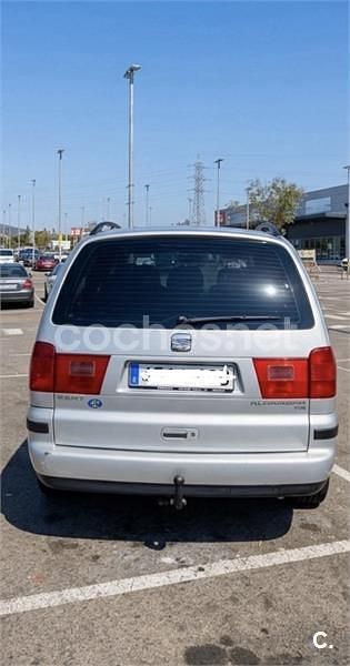 Usado Seat Alhambra Stella 115 CV (84 kW) 2004 Gris / plata Monovolumen