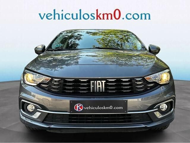 Usado Fiat Tipo Life 101 CV (74 kW) 2021 Gris / plata Berlina