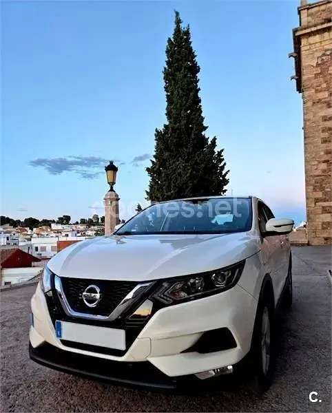 Usado Nissan Qashqai Acenta 115 CV (84 kW) 2018 Blanco SUV