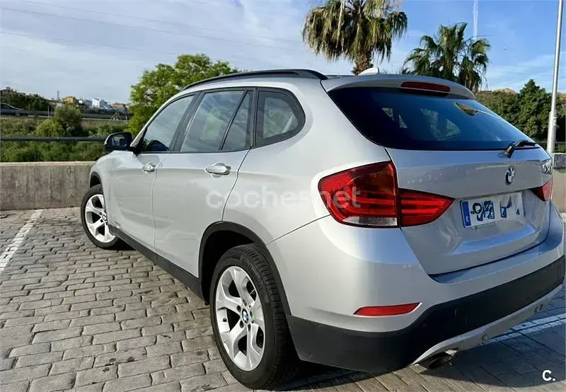 Usado BMW X1 143 CV (105 kW) 2015 Gris / plata SUV