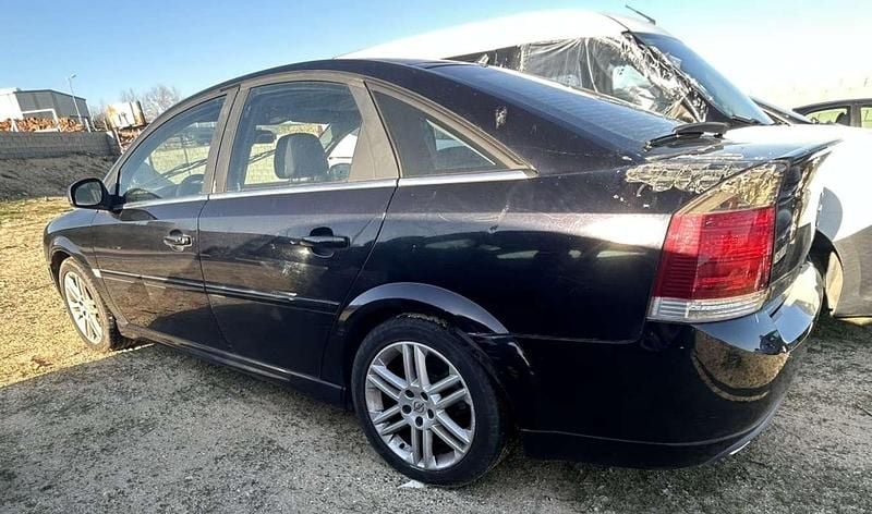 Usado Opel Vectra GTS 122 CV (89 kW) 2004 Negro Berlina