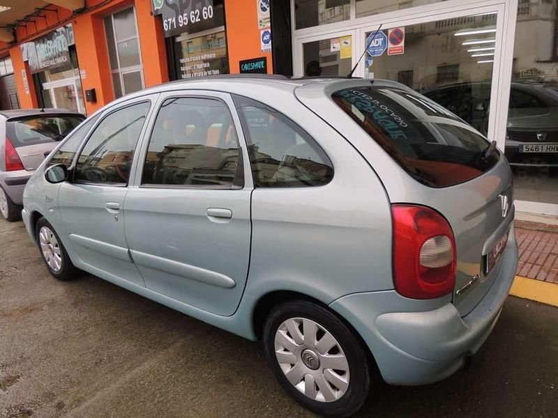 Usado Citroën Xsara 90 CV (66 kW) 2002 Gris Utilitario