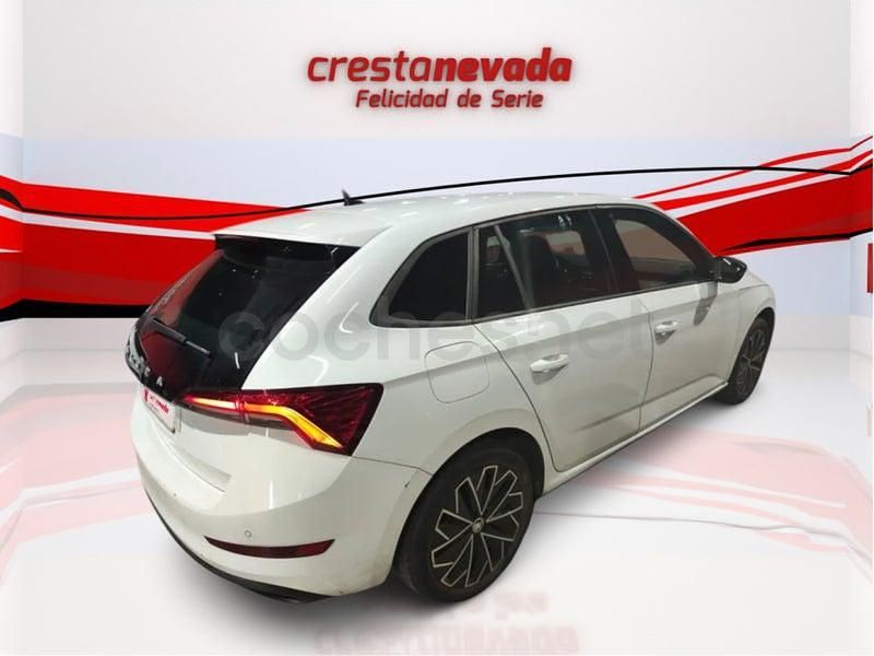 Usado Skoda Scala Sport 150 CV (110 kW) 2023 Blanco Utilitario