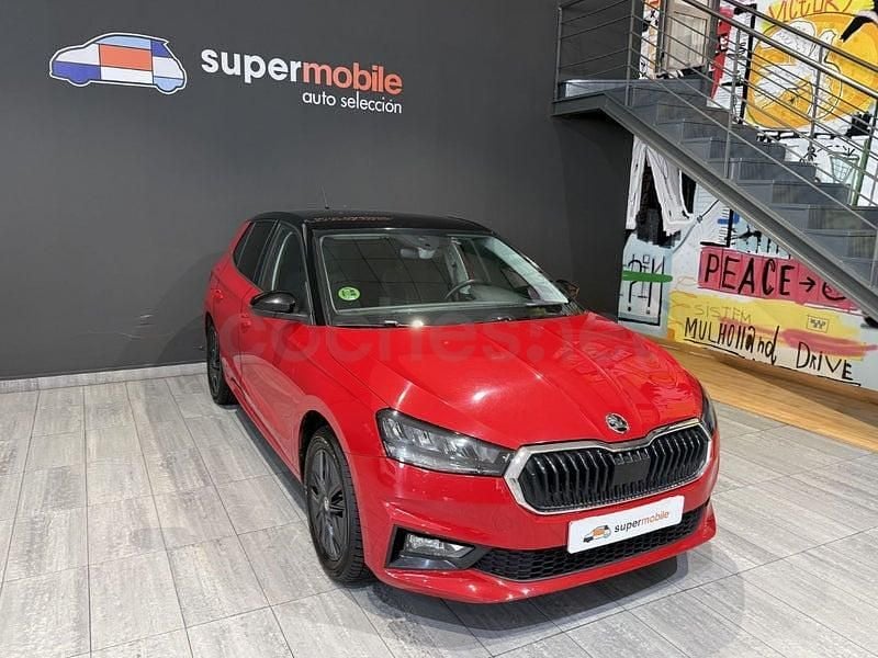 Usado Skoda Fabia Style 95 CV (69 kW) 2022 Rojo Utilitario