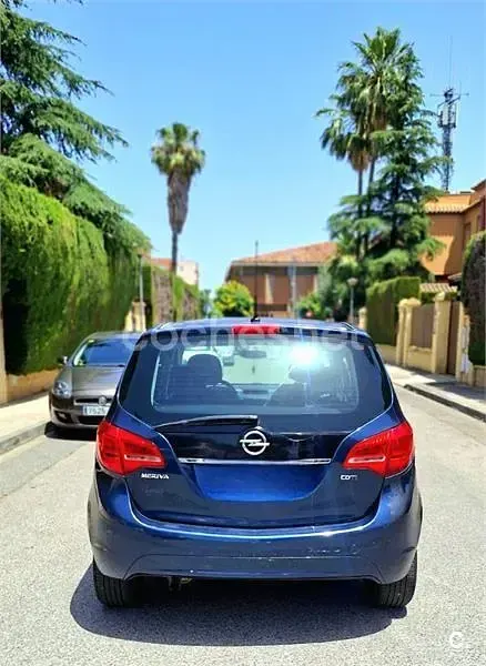 Usado Opel Meriva Excellence 110 CV (80 kW) 2012 Azul Monovolumen
