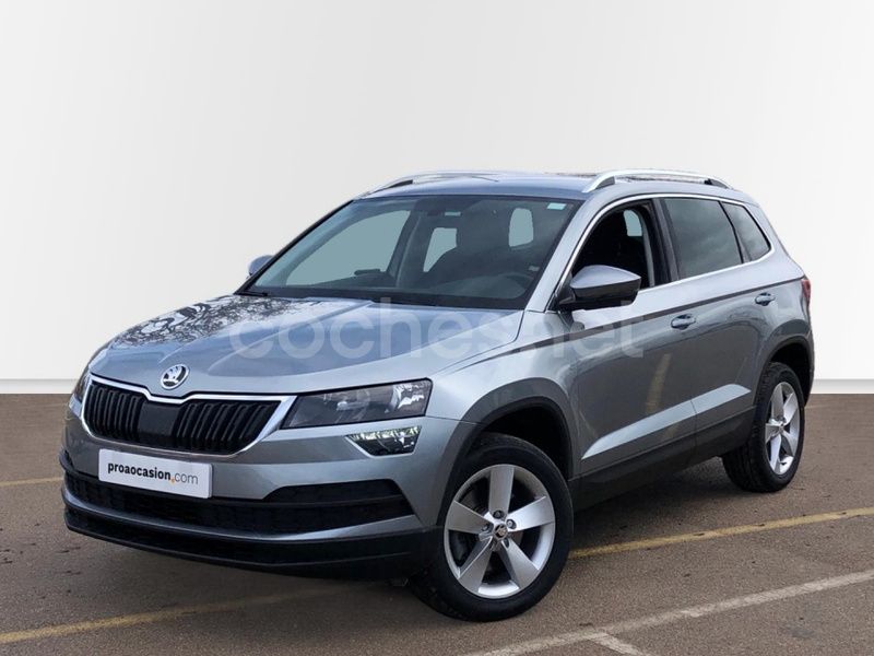 Gris Usado 2022 Skoda Karoq Ambition SUV | 21.990 € (Precio justo) - Imagen 1/4