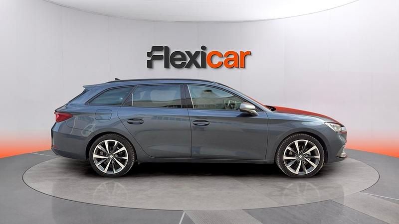 Usado Seat Leon FR 150 CV (110 kW) 2025 Azul Familiar