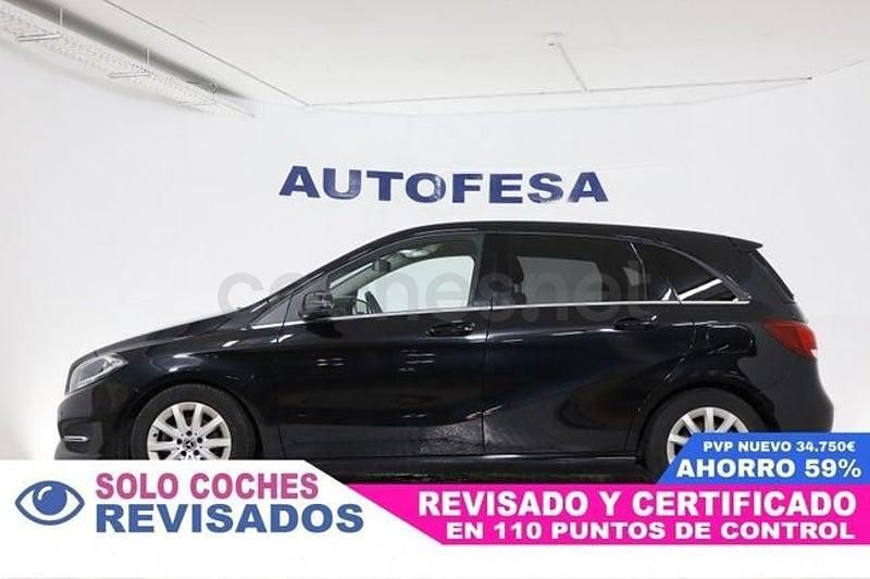 Usado Mercedes B180 109 CV (80 kW) 2017 Negro Monovolumen