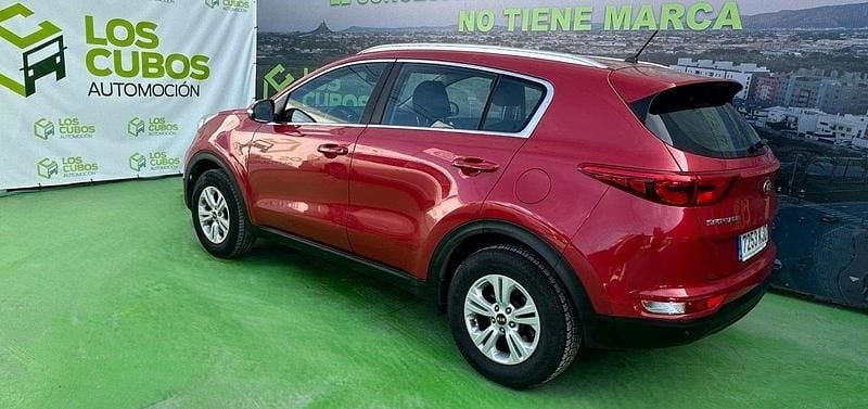 Usado Kia Sportage 132 CV (97 kW) 2018 Rojo SUV