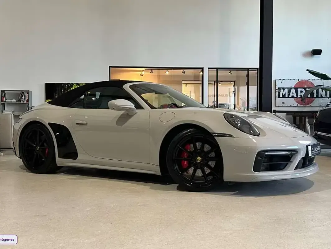 Usado Porsche 911 Carrera 4S Cabriolet 450 CV (330 kW) 2020 Gris Descapotable