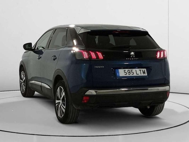 Usado Peugeot 3008 Allure 132 HP (97 kW) 2021 Azul SUV