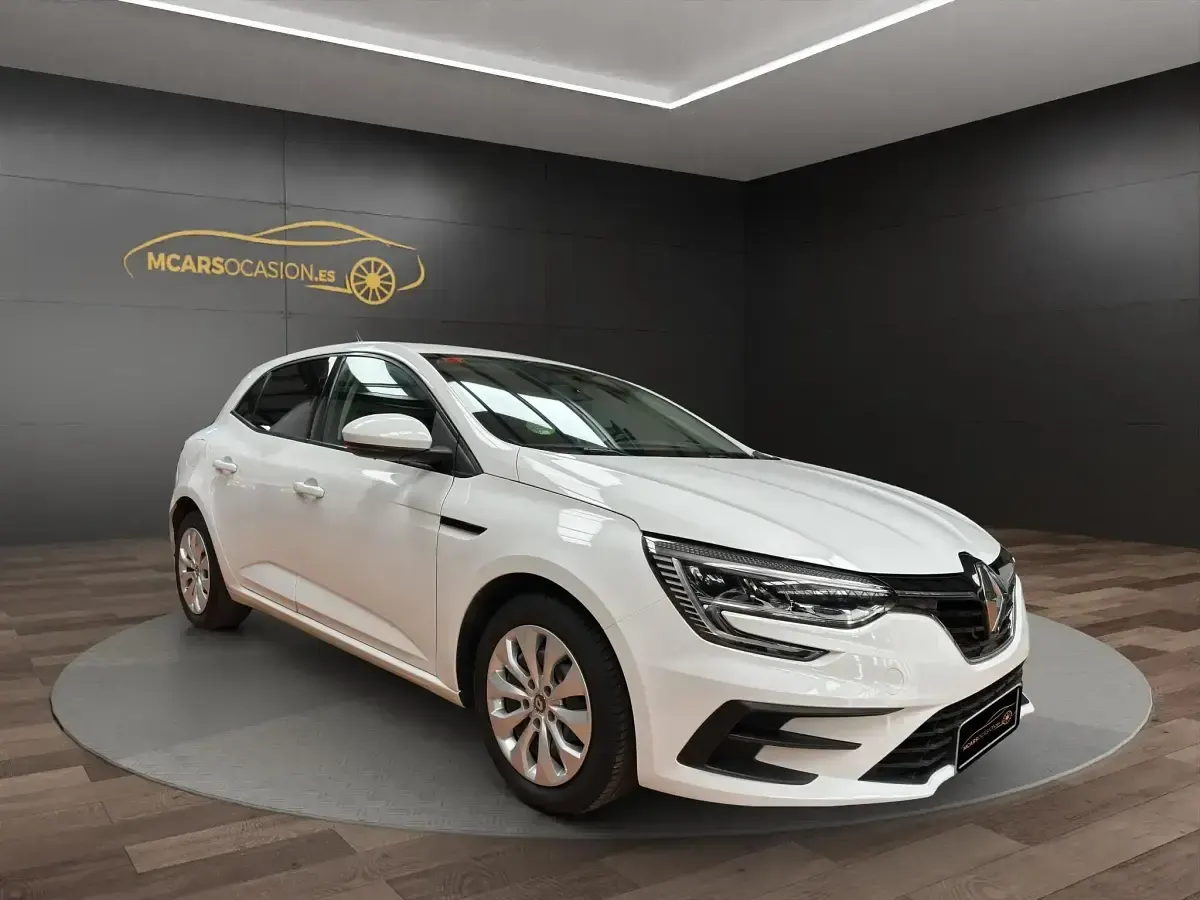 Usado Renault Mégane II Business 115 CV (84 kW) 2021 Blanco Berlina