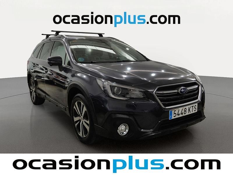 Usado Subaru Outback 175 CV (128 kW) 2019 Negro Familiar