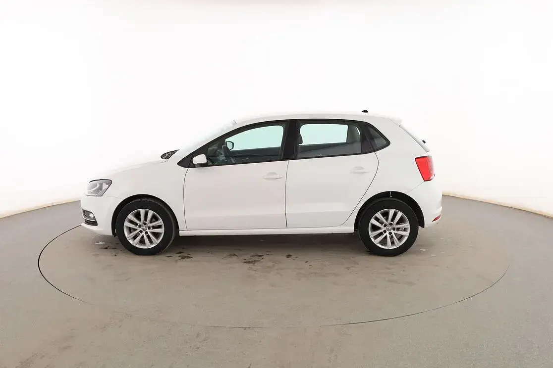 Usado VW Polo Advance 90 CV (66 kW) 2017 Blanco Berlina