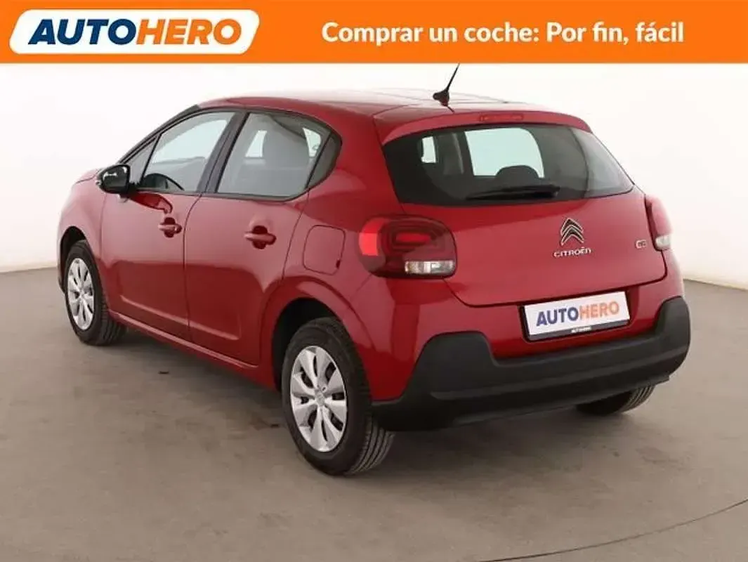 Usado Citroën C3 Feel 82 CV (60 kW) 2019 Rojo Utilitario