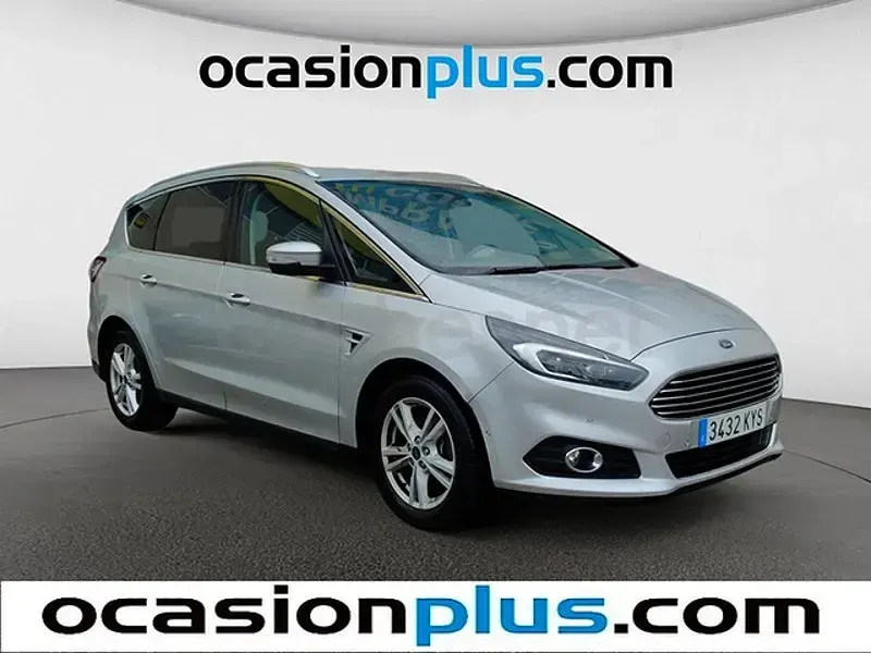 Usado Ford S-MAX Titanium 150 CV (110 kW) 2019 Gris / plata Monovolumen