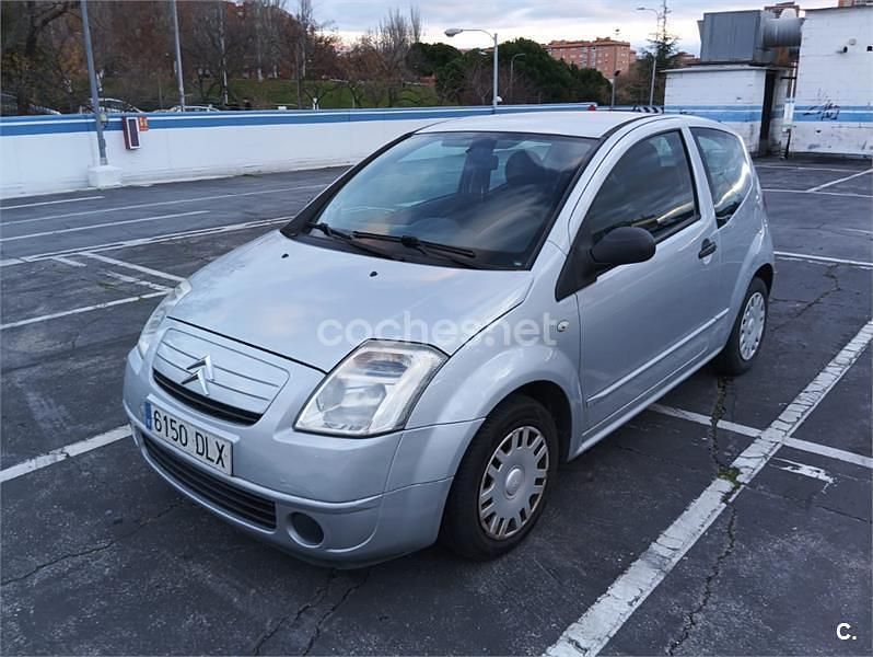 Usado Citroën C2 61 CV (44 kW) 2005 Gris / plata Utilitario