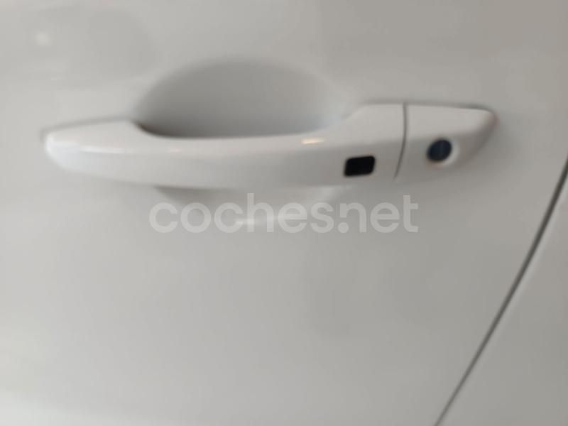 Usado Hyundai i30 GO! 116 CV (85 kW) 2020 Blanco Familiar