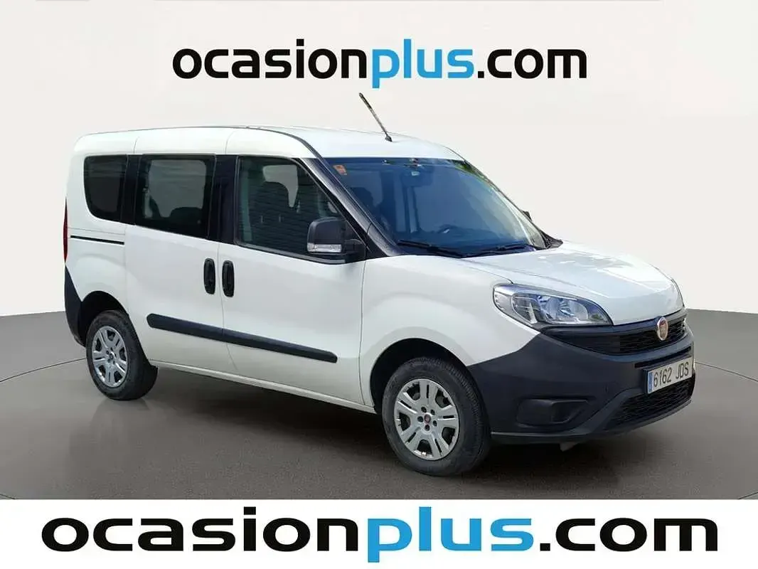 Usado Fiat Doblò Pop 90 CV (66 kW) 2015 Blanco Monovolumen