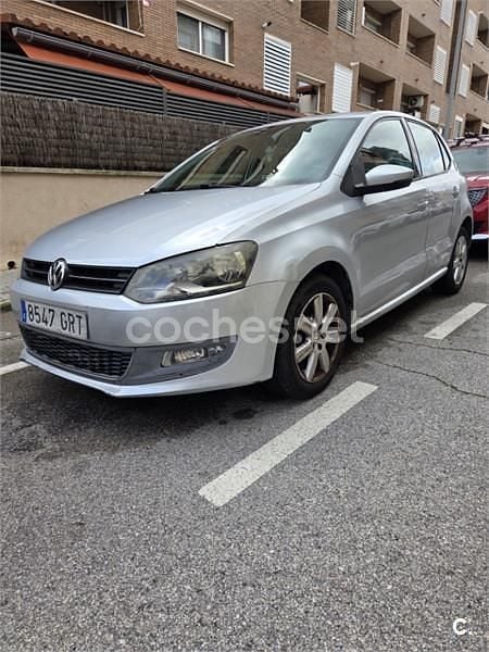 Usado VW Polo Advance 75 CV (55 kW) 2009 Gris / plata Utilitario