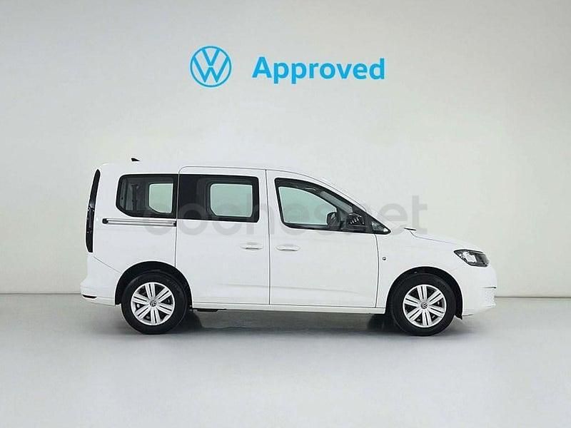Usado VW Caddy 102 CV (75 kW) 2025 Blanco Monovolumen