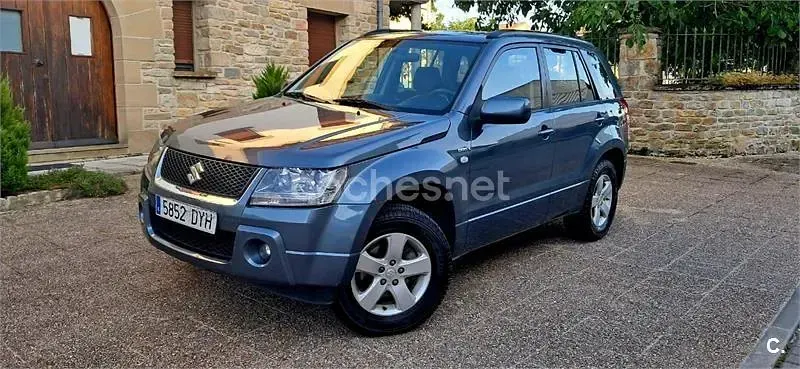 Usado Suzuki Grand Vitara 129 CV (94 kW) 2006 Gris / plata SUV